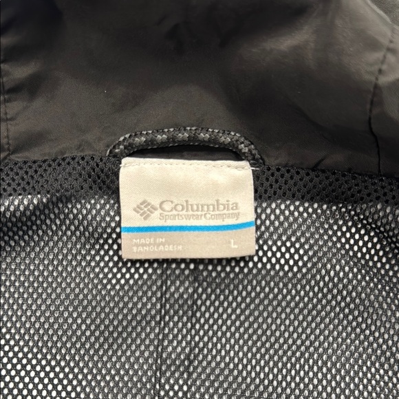 Columbia Black Utility Jacket with Weather-Resistant Fabric - Picture 7 of 8